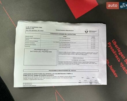 Черный Рено Зое, объемом двигателя 0 л и пробегом 60 тыс. км за 13900 $, фото 78 на Automoto.ua