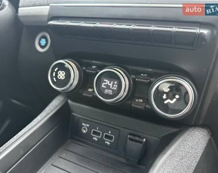 Чорний Рено Зое, об'ємом двигуна 0 л та пробігом 109 тис. км за 13300 $, фото 42 на Automoto.ua