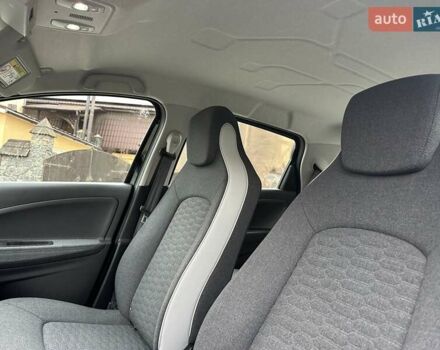 Чорний Рено Зое, об'ємом двигуна 0 л та пробігом 109 тис. км за 13300 $, фото 33 на Automoto.ua