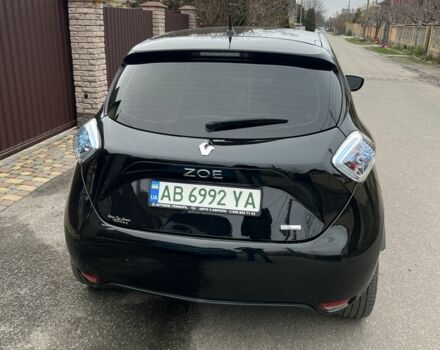 Черный Рено Зое, объемом двигателя 0 л и пробегом 106 тыс. км за 9400 $, фото 2 на Automoto.ua