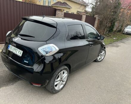 Черный Рено Зое, объемом двигателя 0 л и пробегом 106 тыс. км за 9400 $, фото 1 на Automoto.ua
