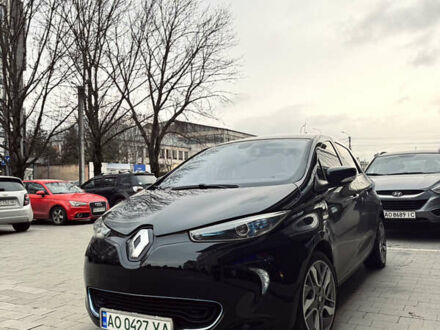 Черный Рено Зое, объемом двигателя 0 л и пробегом 99 тыс. км за 6100 $, фото 1 на Automoto.ua