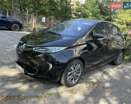 Черный Рено Зое, объемом двигателя 0 л и пробегом 96 тыс. км за 6000 $, фото 1 на Automoto.ua