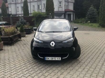 Черный Рено Зое, объемом двигателя 0 л и пробегом 76 тыс. км за 7000 $, фото 1 на Automoto.ua
