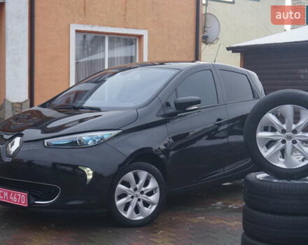 Черный Рено Зое, объемом двигателя 0 л и пробегом 178 тыс. км за 6444 $, фото 1 на Automoto.ua
