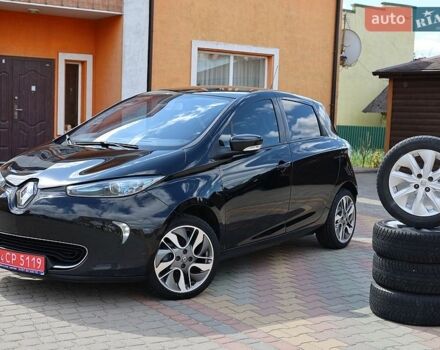Черный Рено Зое, объемом двигателя 0 л и пробегом 134 тыс. км за 7100 $, фото 1 на Automoto.ua