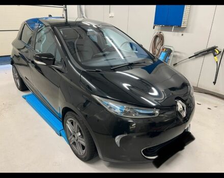 Черный Рено Зое, объемом двигателя 0 л и пробегом 52 тыс. км за 7700 $, фото 1 на Automoto.ua