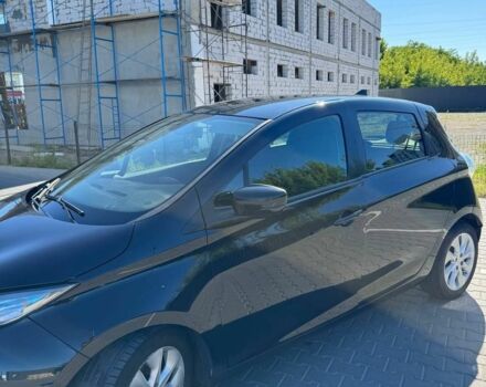 Черный Рено Зое, объемом двигателя 0 л и пробегом 123 тыс. км за 9300 $, фото 1 на Automoto.ua