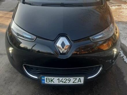 Черный Рено Зое, объемом двигателя 0 л и пробегом 99 тыс. км за 7250 $, фото 1 на Automoto.ua