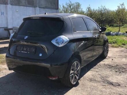 Черный Рено Зое, объемом двигателя 0 л и пробегом 104 тыс. км за 3650 $, фото 1 на Automoto.ua