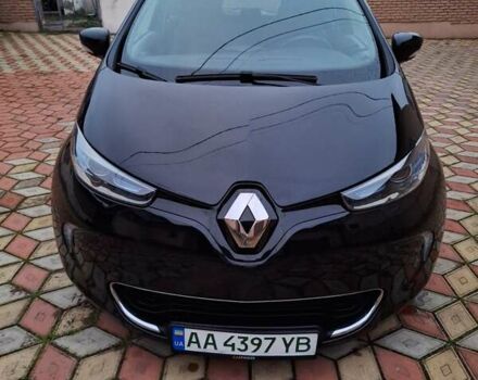 Черный Рено Зое, объемом двигателя 0 л и пробегом 114 тыс. км за 7000 $, фото 1 на Automoto.ua