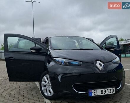 Черный Рено Зое, объемом двигателя 0 л и пробегом 84 тыс. км за 7799 $, фото 1 на Automoto.ua