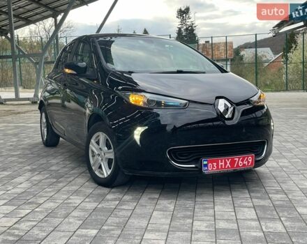 Черный Рено Зое, объемом двигателя 0 л и пробегом 93 тыс. км за 6870 $, фото 1 на Automoto.ua
