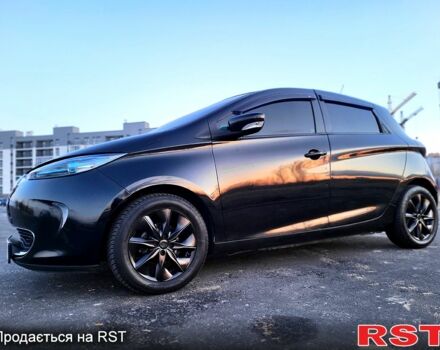 Черный Рено Зое, объемом двигателя 100 л и пробегом 239 тыс. км за 6999 $, фото 1 на Automoto.ua