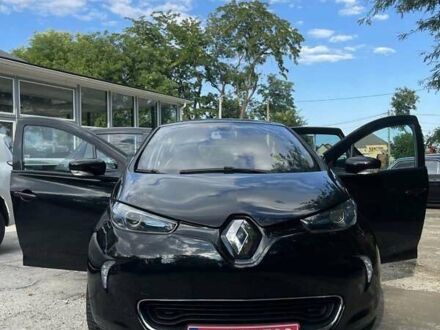 Черный Рено Зое, объемом двигателя 0 л и пробегом 33 тыс. км за 8900 $, фото 1 на Automoto.ua