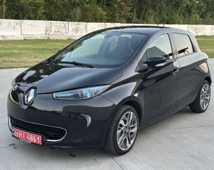Черный Рено Зое, объемом двигателя 0 л и пробегом 105 тыс. км за 6898 $, фото 1 на Automoto.ua