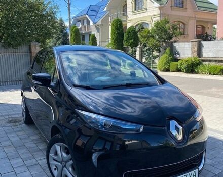 Черный Рено Зое, объемом двигателя 0 л и пробегом 153 тыс. км за 9300 $, фото 1 на Automoto.ua