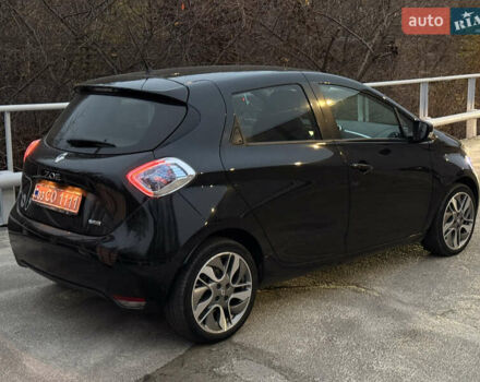 Черный Рено Зое, объемом двигателя 0 л и пробегом 46 тыс. км за 9700 $, фото 1 на Automoto.ua