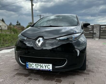 Черный Рено Зое, объемом двигателя 0 л и пробегом 160 тыс. км за 9800 $, фото 1 на Automoto.ua