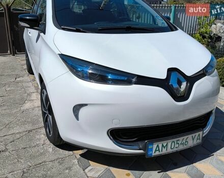 Черный Рено Зое, объемом двигателя 0 л и пробегом 181 тыс. км за 9500 $, фото 1 на Automoto.ua