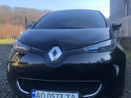 Рено Зое 2017 у Ужгороді на Automoto.ua Чорний Рено Зое, об'ємом двигуна 0 л та пробігом 165 тис. км за 9500 $, фото 1 на Automoto.ua