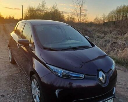 Фиолетовый Рено Зое, объемом двигателя 0 л и пробегом 135 тыс. км за 8800 $, фото 1 на Automoto.ua