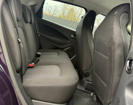 Фіолетовий Рено Зое, об'ємом двигуна 0 л та пробігом 79 тис. км за 10699 $, фото 30 на Automoto.ua