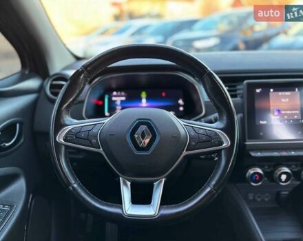 Фиолетовый Рено Зое, объемом двигателя 0 л и пробегом 89 тыс. км за 12999 $, фото 21 на Automoto.ua