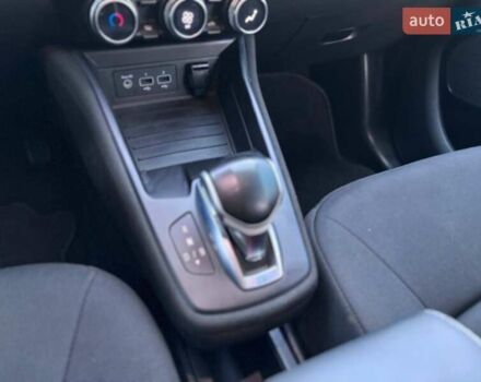 Фиолетовый Рено Зое, объемом двигателя 0 л и пробегом 89 тыс. км за 12999 $, фото 22 на Automoto.ua