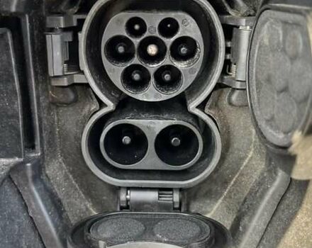 Фиолетовый Рено Зое, объемом двигателя 0 л и пробегом 30 тыс. км за 14100 $, фото 16 на Automoto.ua