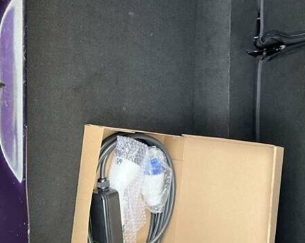 Фиолетовый Рено Зое, объемом двигателя 0 л и пробегом 30 тыс. км за 14100 $, фото 30 на Automoto.ua