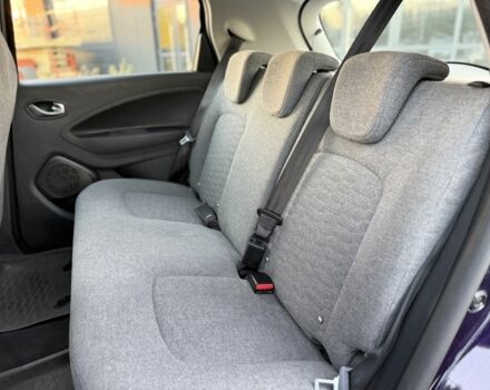 Фіолетовий Рено Зое, об'ємом двигуна 0 л та пробігом 99 тис. км за 13000 $, фото 6 на Automoto.ua