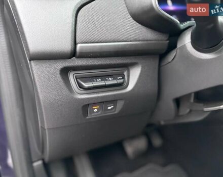 Фиолетовый Рено Зое, объемом двигателя 0 л и пробегом 89 тыс. км за 11899 $, фото 21 на Automoto.ua