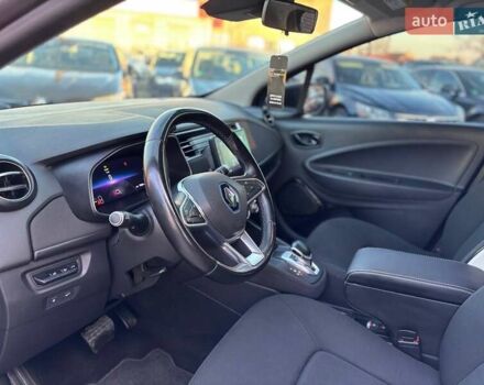 Фиолетовый Рено Зое, объемом двигателя 0 л и пробегом 89 тыс. км за 12999 $, фото 12 на Automoto.ua