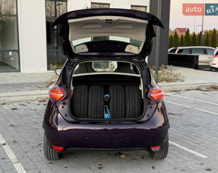 Фиолетовый Рено Зое, объемом двигателя 0 л и пробегом 99 тыс. км за 13200 $, фото 9 на Automoto.ua