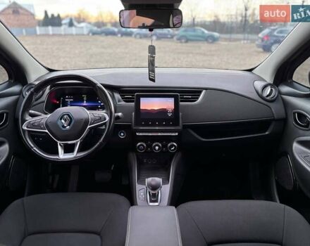 Фиолетовый Рено Зое, объемом двигателя 0 л и пробегом 89 тыс. км за 11899 $, фото 28 на Automoto.ua