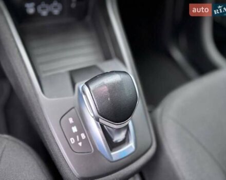 Фиолетовый Рено Зое, объемом двигателя 0 л и пробегом 89 тыс. км за 11899 $, фото 20 на Automoto.ua