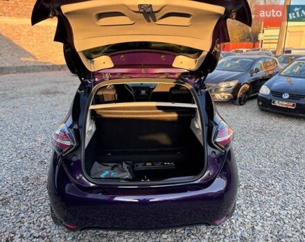 Фиолетовый Рено Зое, объемом двигателя 0 л и пробегом 89 тыс. км за 12999 $, фото 17 на Automoto.ua