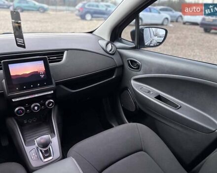 Фиолетовый Рено Зое, объемом двигателя 0 л и пробегом 89 тыс. км за 11899 $, фото 30 на Automoto.ua