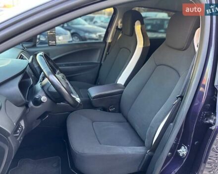 Фиолетовый Рено Зое, объемом двигателя 0 л и пробегом 89 тыс. км за 12999 $, фото 14 на Automoto.ua