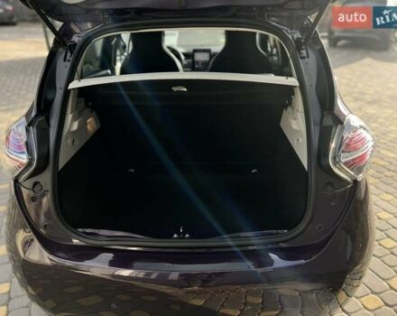 Фиолетовый Рено Зое, объемом двигателя 0 л и пробегом 30 тыс. км за 14100 $, фото 1 на Automoto.ua