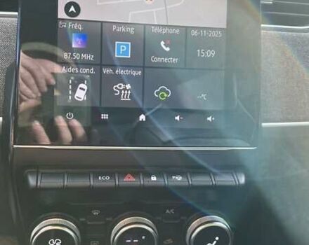 Фиолетовый Рено Зое, объемом двигателя 0 л и пробегом 30 тыс. км за 14100 $, фото 21 на Automoto.ua