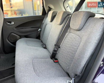 Фиолетовый Рено Зое, объемом двигателя 0 л и пробегом 99 тыс. км за 13200 $, фото 8 на Automoto.ua