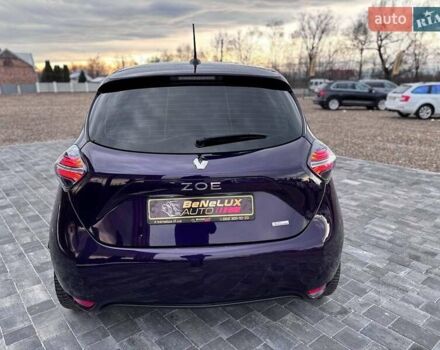 Фиолетовый Рено Зое, объемом двигателя 0 л и пробегом 89 тыс. км за 11899 $, фото 14 на Automoto.ua