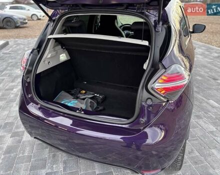 Фиолетовый Рено Зое, объемом двигателя 0 л и пробегом 89 тыс. км за 11899 $, фото 34 на Automoto.ua