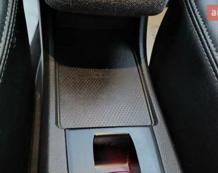 Фиолетовый Рено Зое, объемом двигателя 0 л и пробегом 100 тыс. км за 11950 $, фото 25 на Automoto.ua