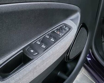 Фиолетовый Рено Зое, объемом двигателя 0 л и пробегом 100 тыс. км за 11950 $, фото 27 на Automoto.ua