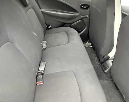 Фіолетовий Рено Зое, об'ємом двигуна 0 л та пробігом 70 тис. км за 9150 $, фото 10 на Automoto.ua