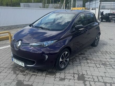 Рено Зое 2018 в Черновцах на Automoto.ua Фиолетовый Рено Зое, объемом двигателя 0 л и пробегом 135 тыс. км за 11000 $, фото 1 на Automoto.ua