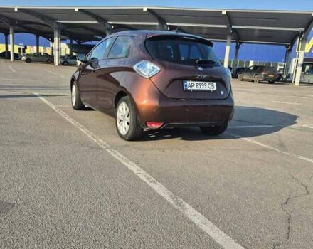 Коричневый Рено Зое, объемом двигателя 0 л и пробегом 173 тыс. км за 5800 $, фото 2 на Automoto.ua